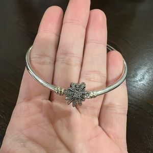 Pandora clasp bracelet